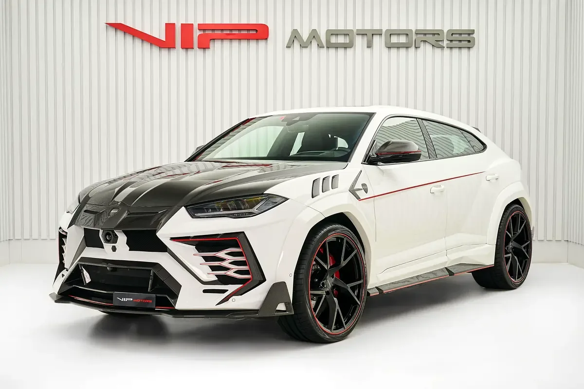 2019 Lamborghini Urus by Mansory angeboten von einem Fachhändler in Dubai, Vereinigte Arabische Emirate, Hauptfoto