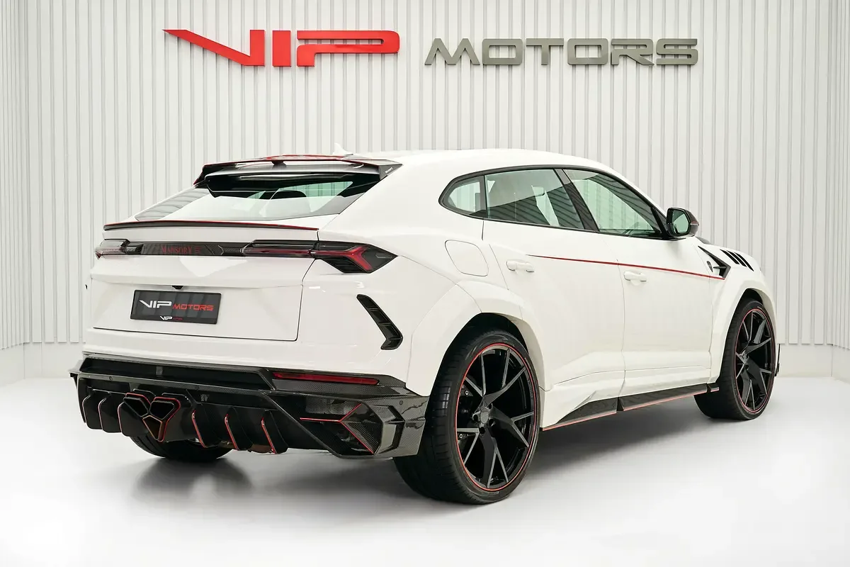 2019 Lamborghini Urus by Mansory, 4/16