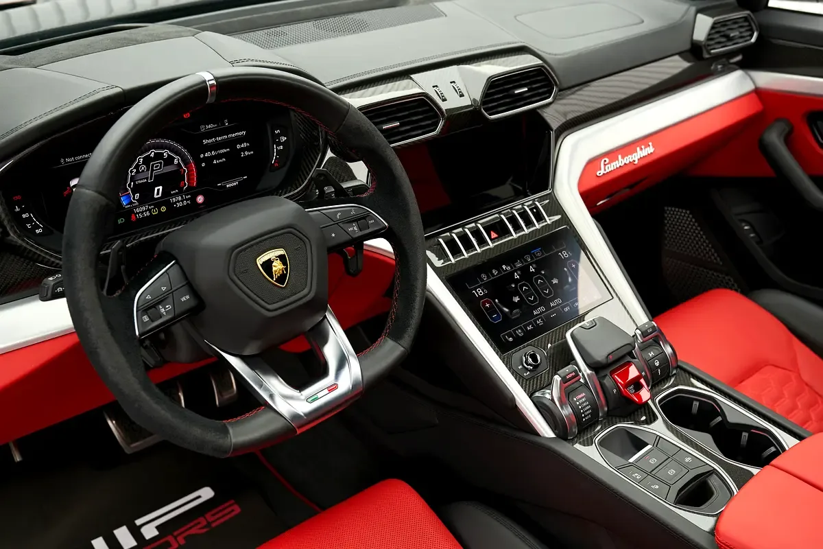 2019 Lamborghini Urus by Mansory, 14/16