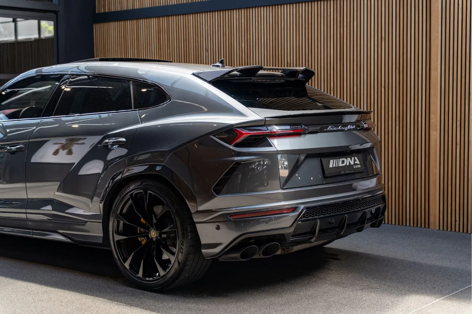 2019 Lamborghini Urus, 12/30