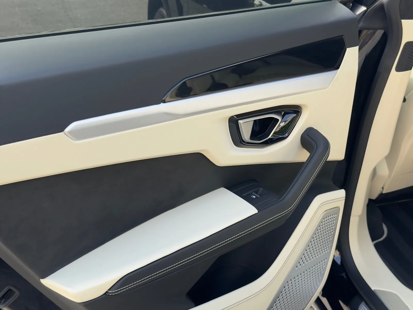 2019 Lamborghini Urus, 23/30