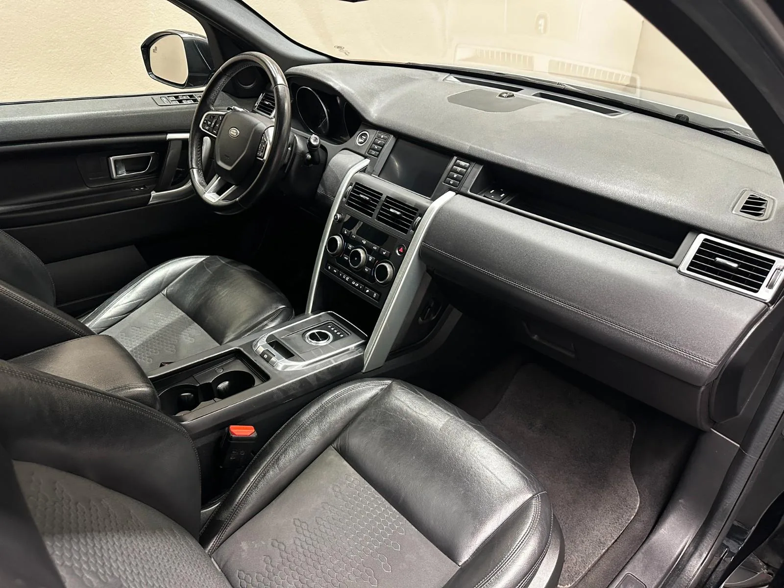 2019 Land Rover Discovery Sport SE, 20/24