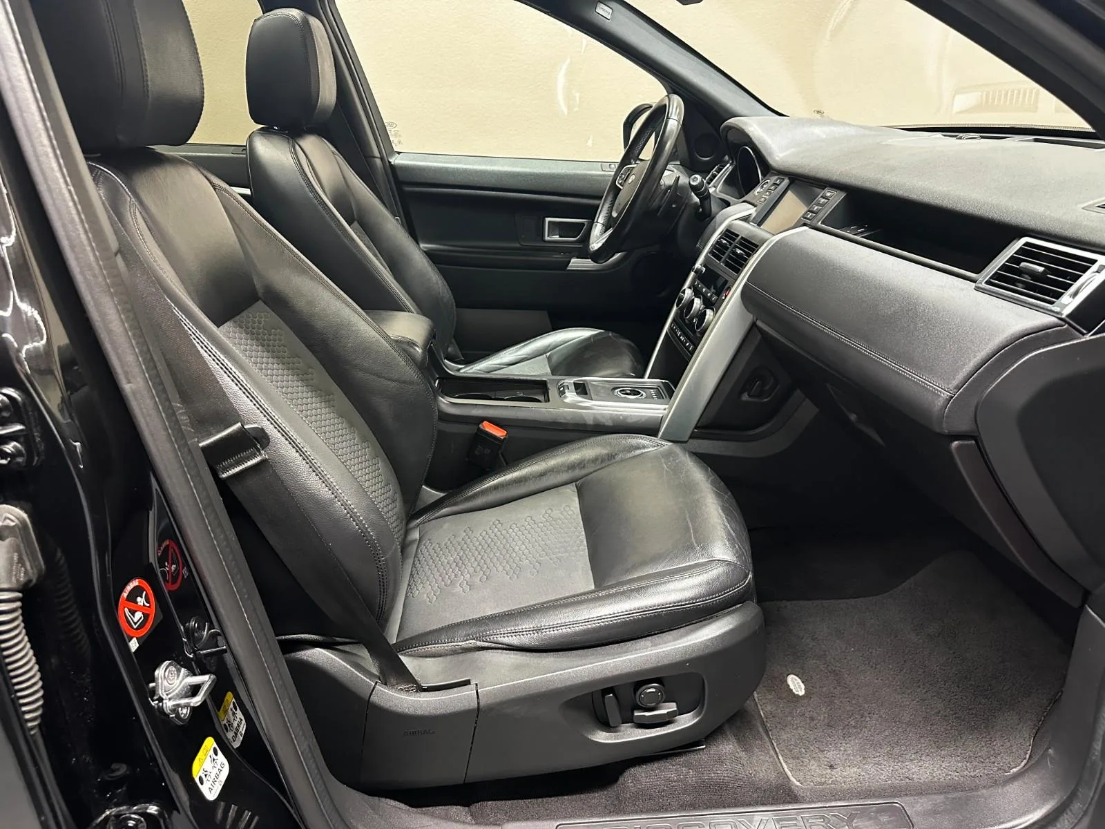 2019 Land Rover Discovery Sport SE, 21/24