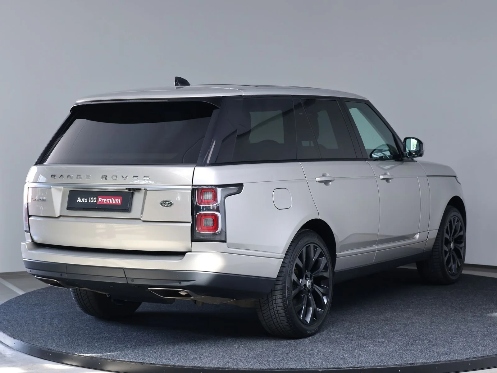 2019 Land Rover Range Rover Vogue, 3/24