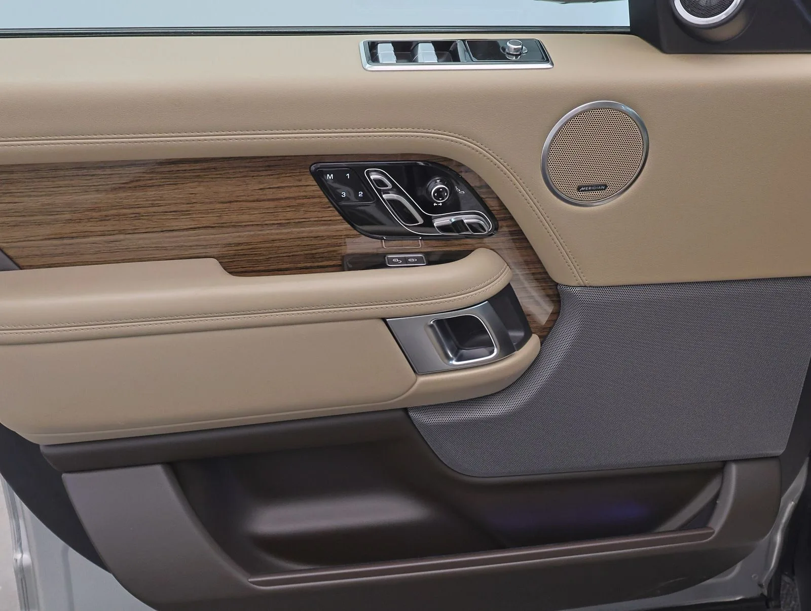 2019 Land Rover Range Rover Vogue, 11/24