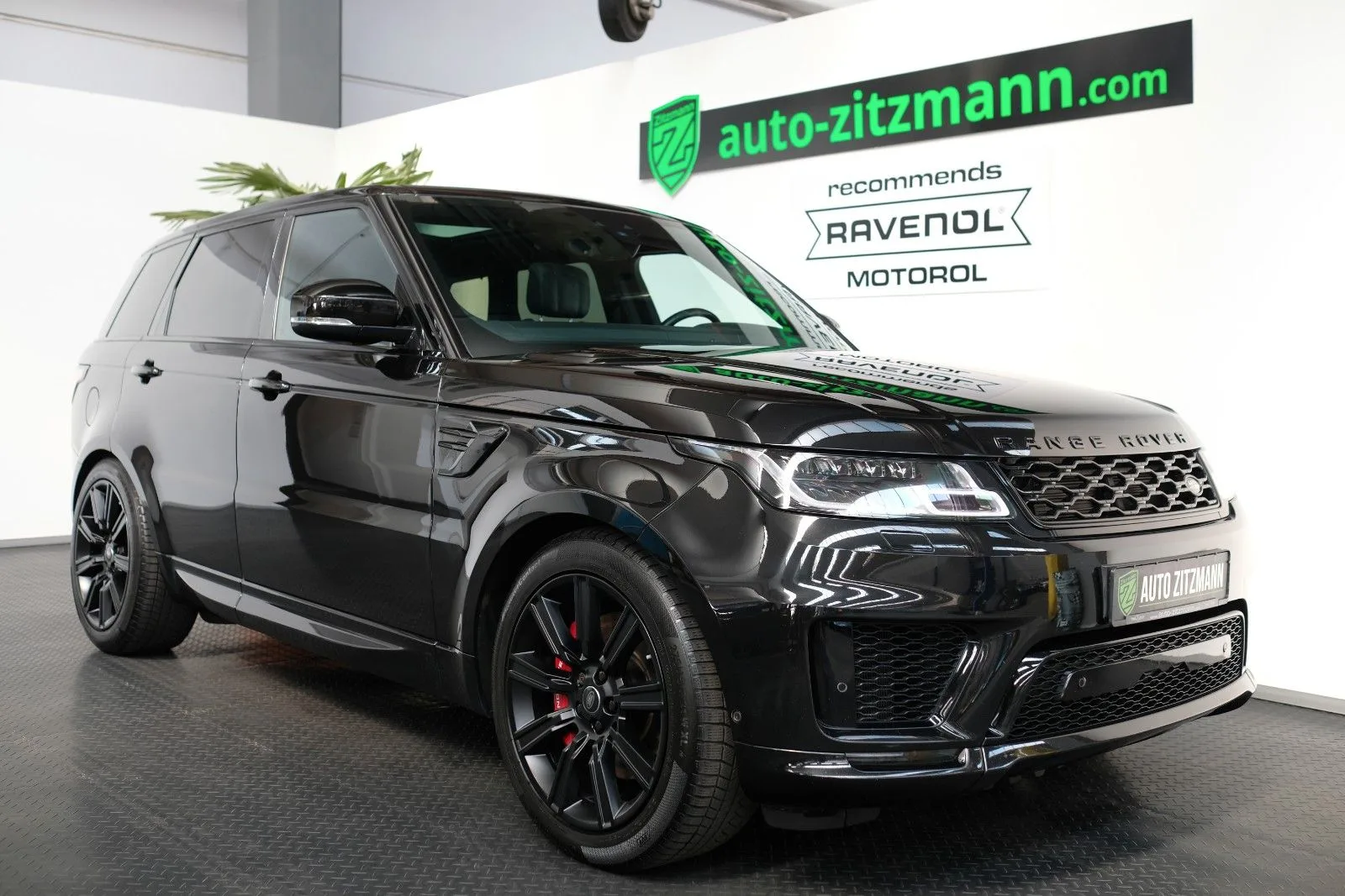 2019 Land Rover Range Rover Sport HSE Dynamic angeboten von einem Supersportwagenhändler in Nuremberg, Deutschland, Hauptfoto