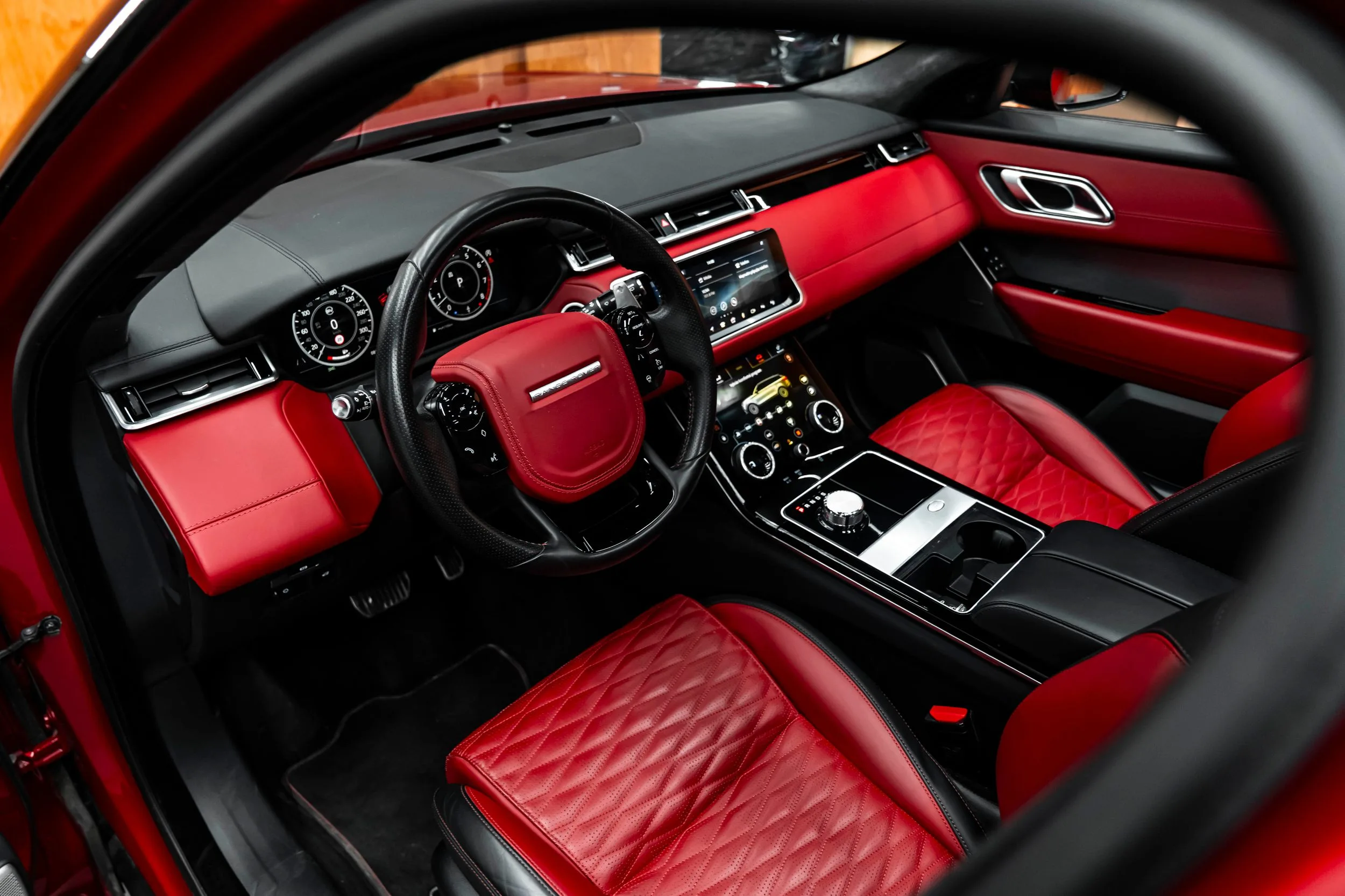 2019 Land Rover Range Rover Velar SVAutobiography Dynamic Edition, 8/25