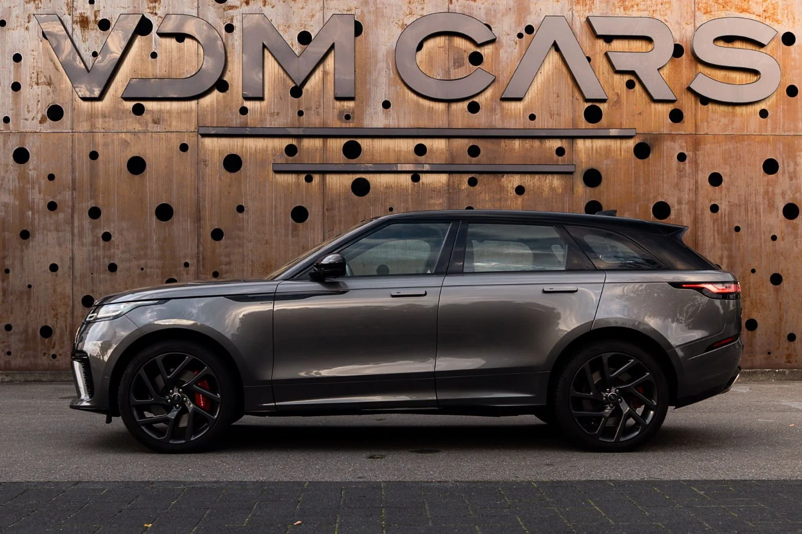 2019 Land Rover Range Rover Velar SVAutobiography Dynamic, 2/30