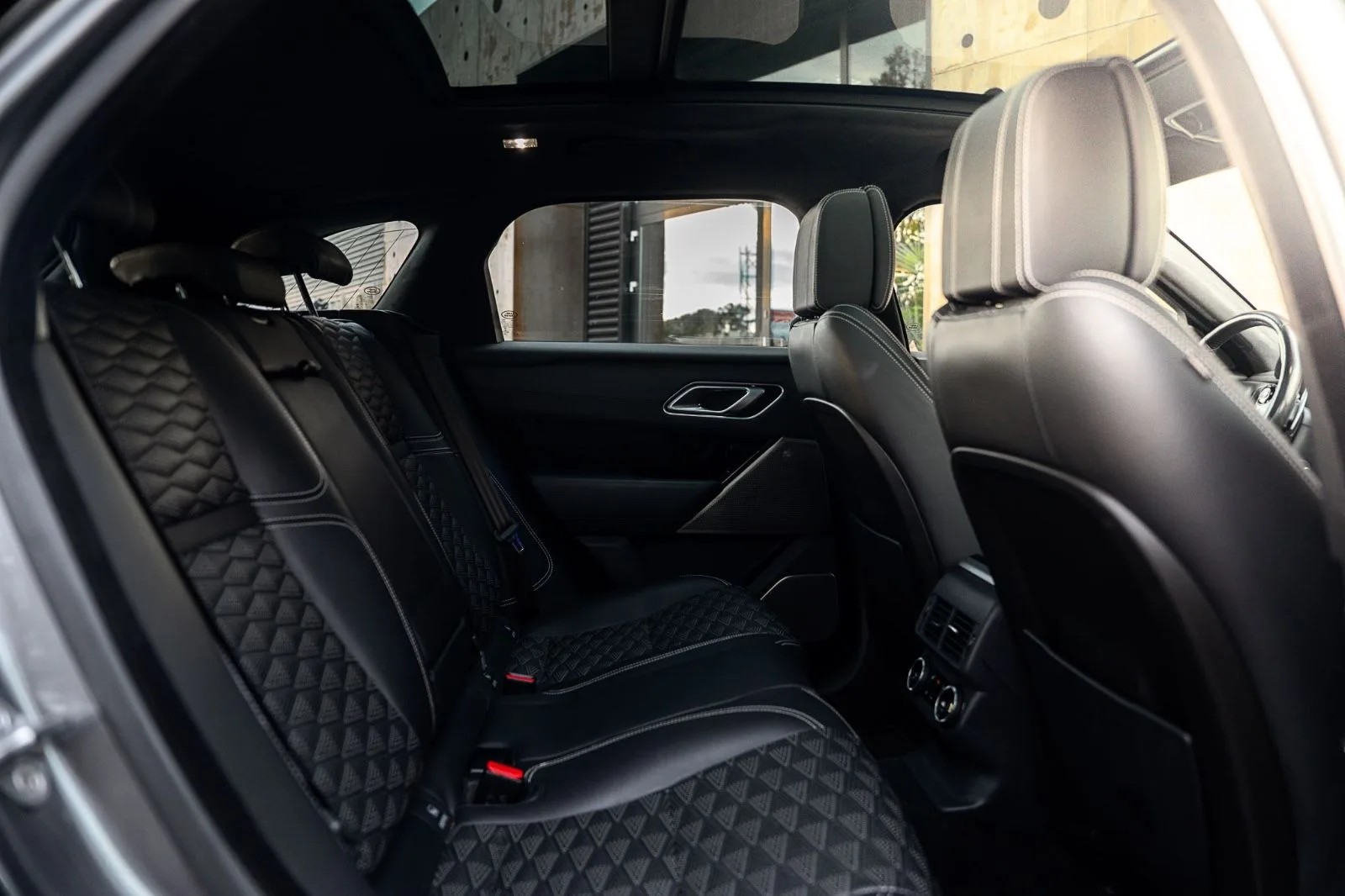 2019 Land Rover Range Rover Velar SVAutobiography Dynamic, 18/30