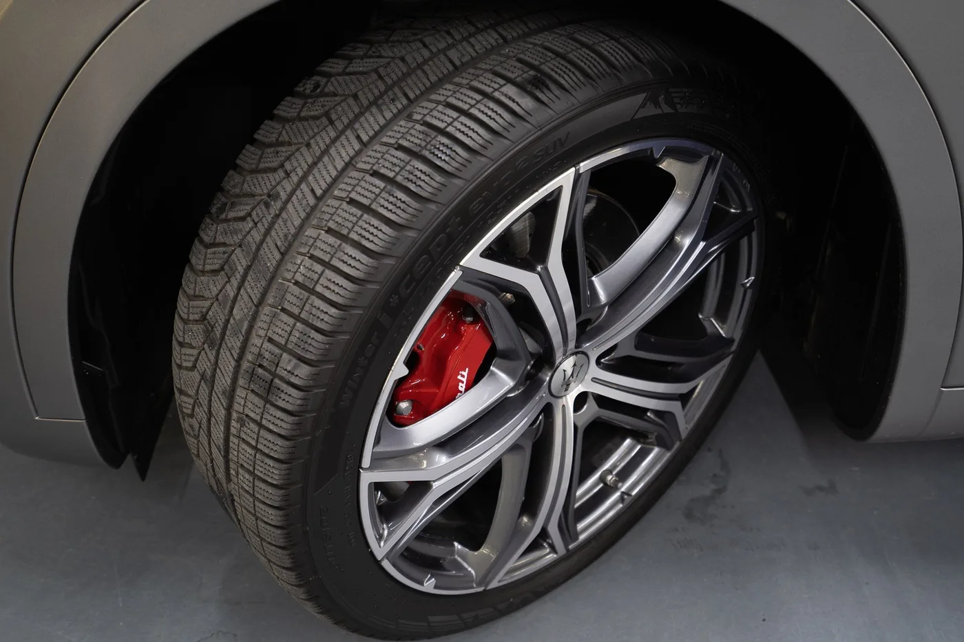 2019 Maserati Levante Modena proposée par un concessionnaire spécialisé à Singen, Allemagne, photo 17 sur 24