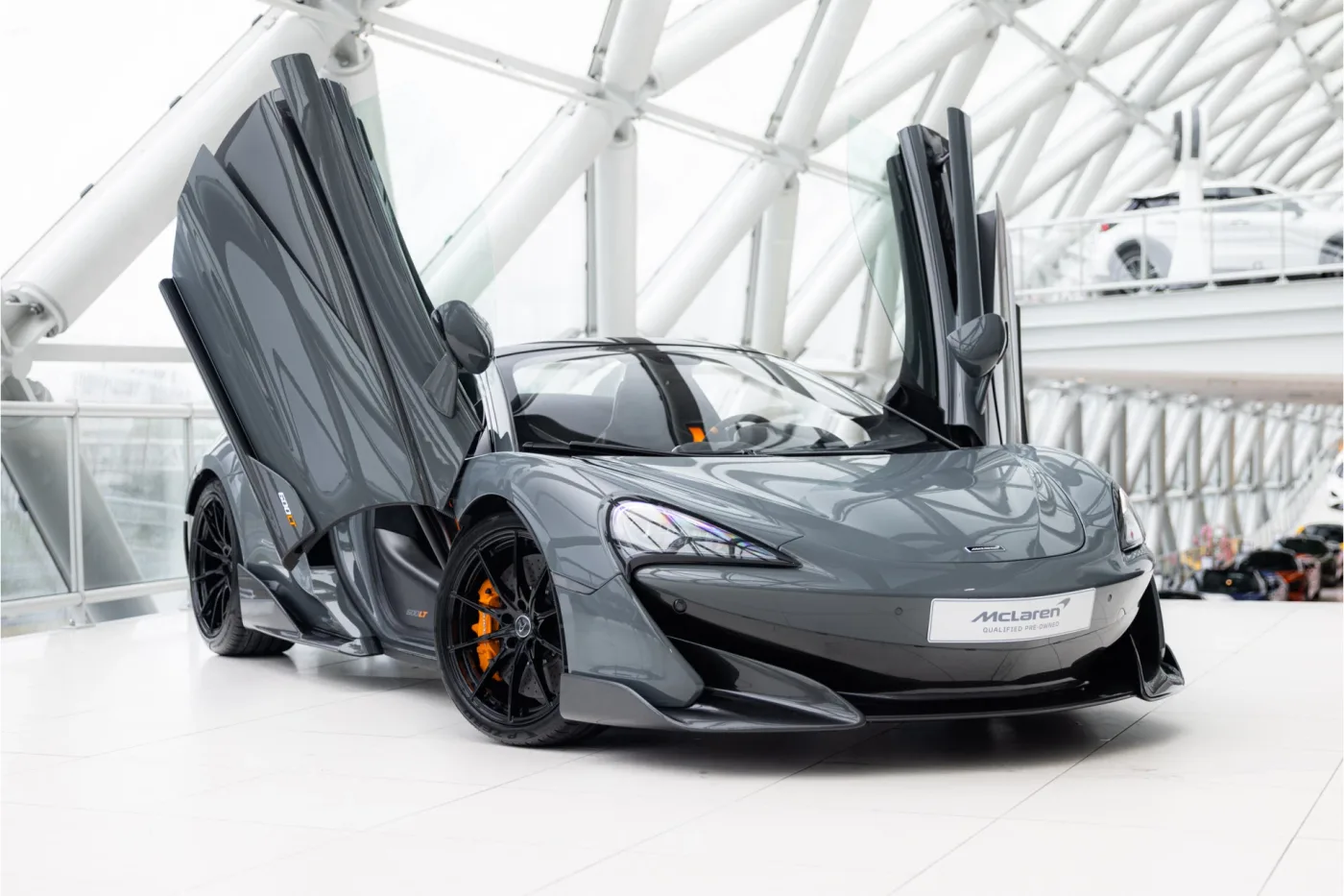 2019 McLaren 600LT Spider angeboten von einem offiziellen McLaren und Morgan-Vertragshändler in Utrecht, Niederlande, Foto 5 von 25
