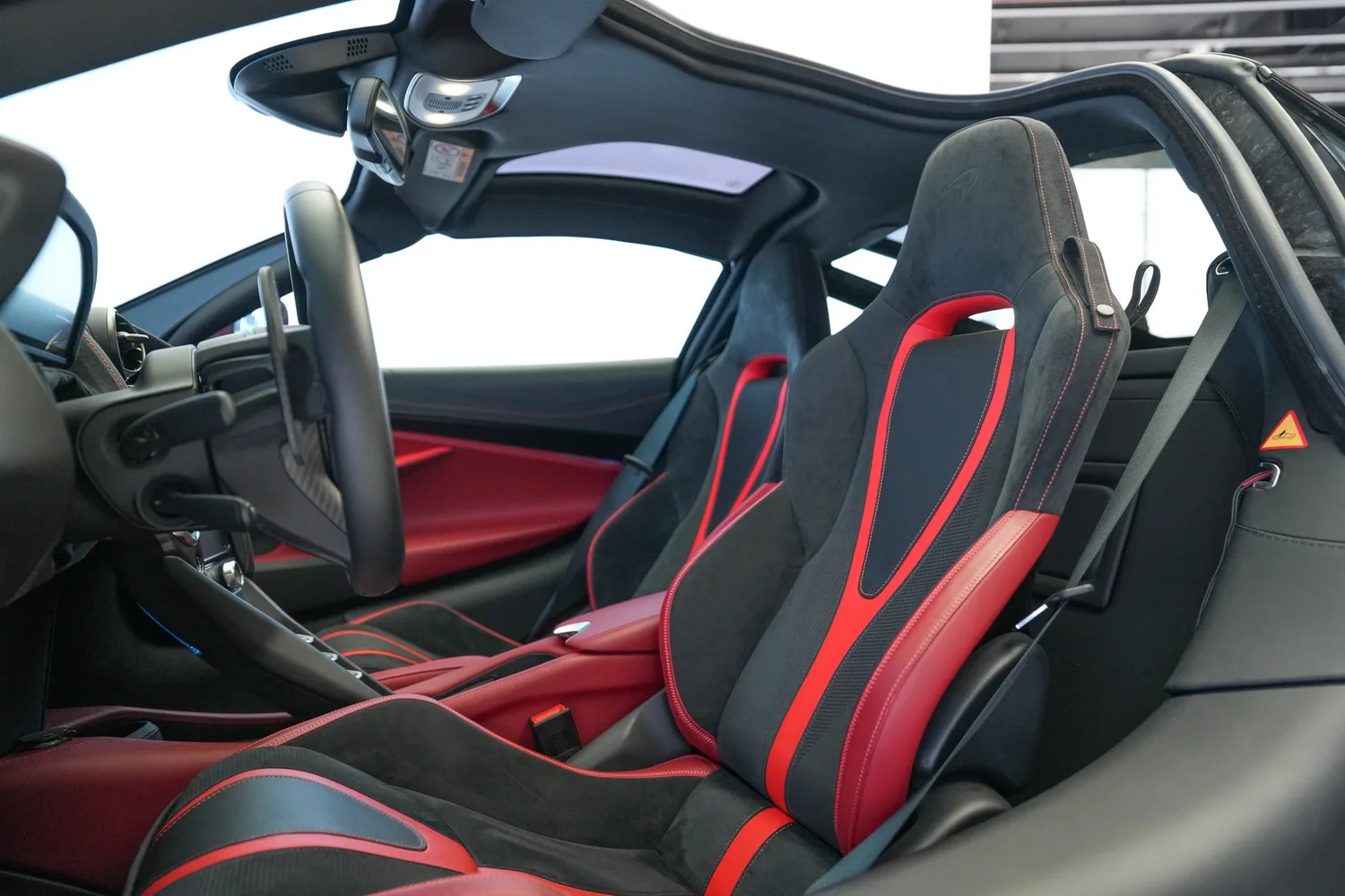 2019 McLaren 720S, 4/14