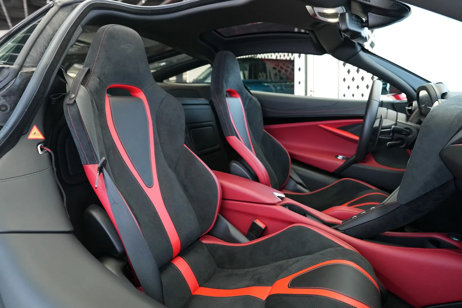 2019 McLaren 720S, 8/14