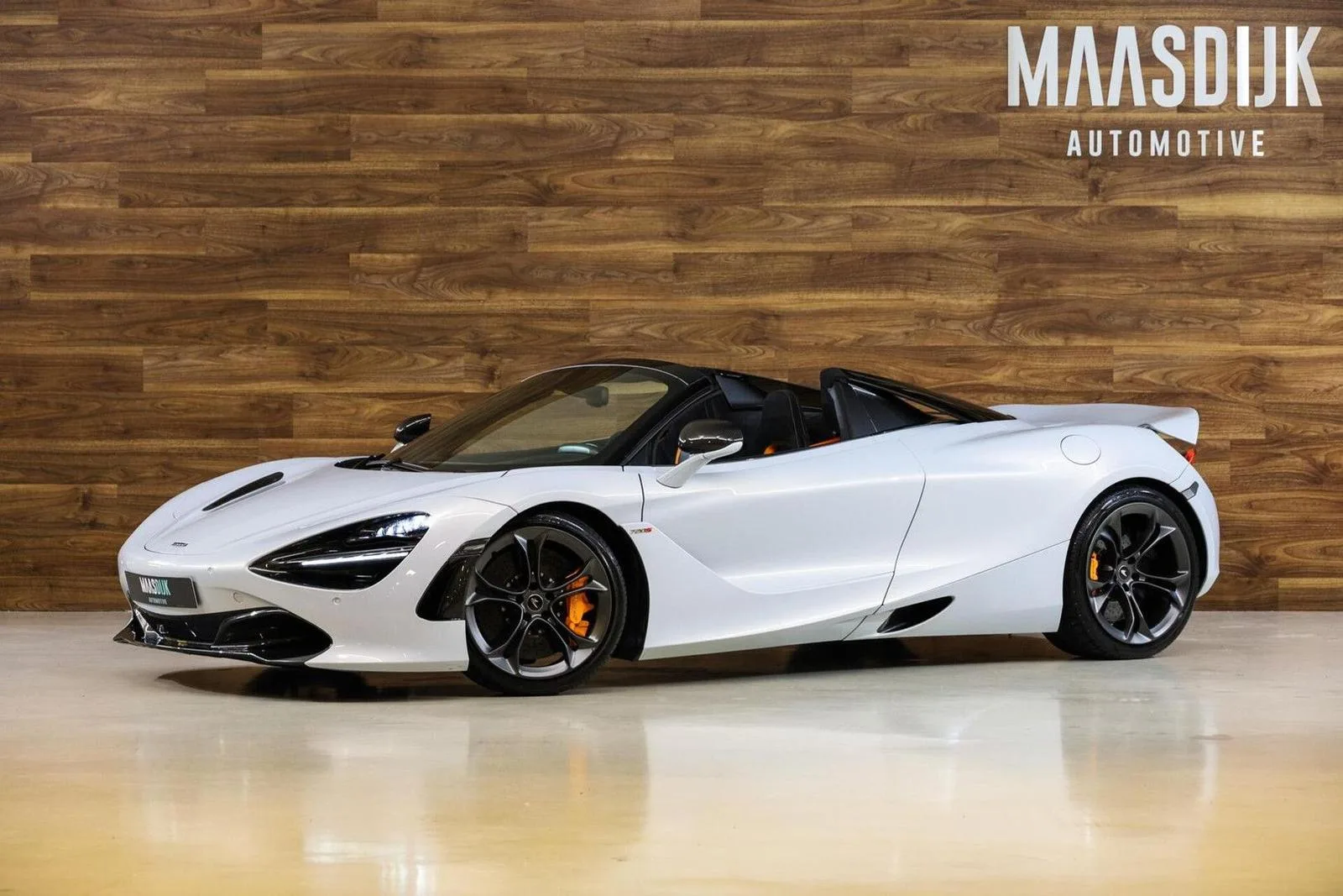 2019 McLaren 720S Spider Performance offered by a specialist dealer in Werkendam, Netherlands, main photo