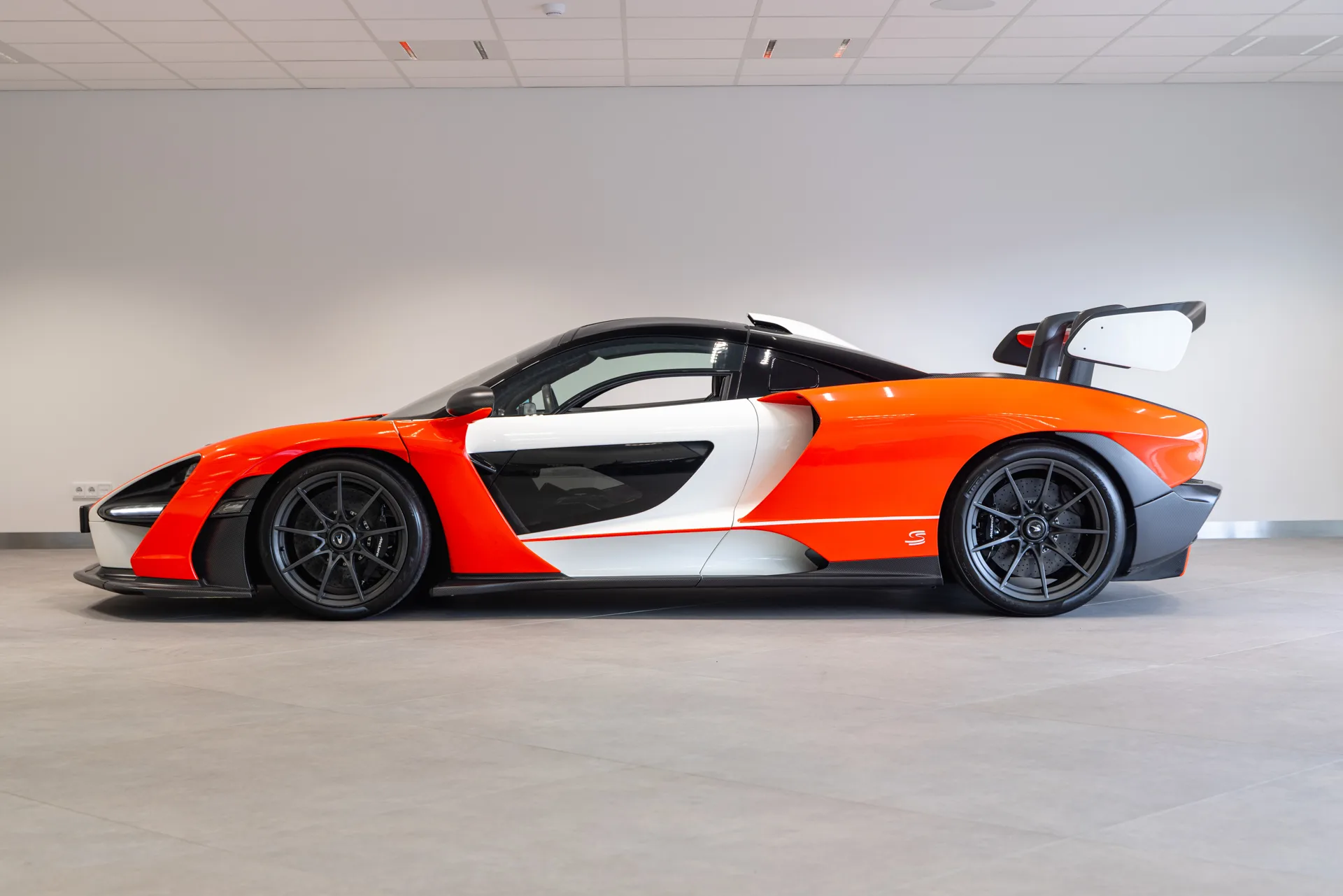 2019 McLaren Senna, 2/30