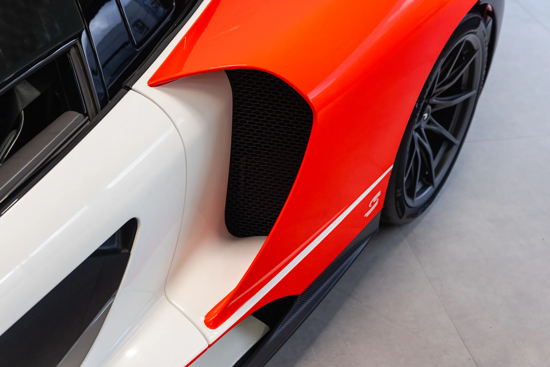 2019 McLaren Senna, 17/30