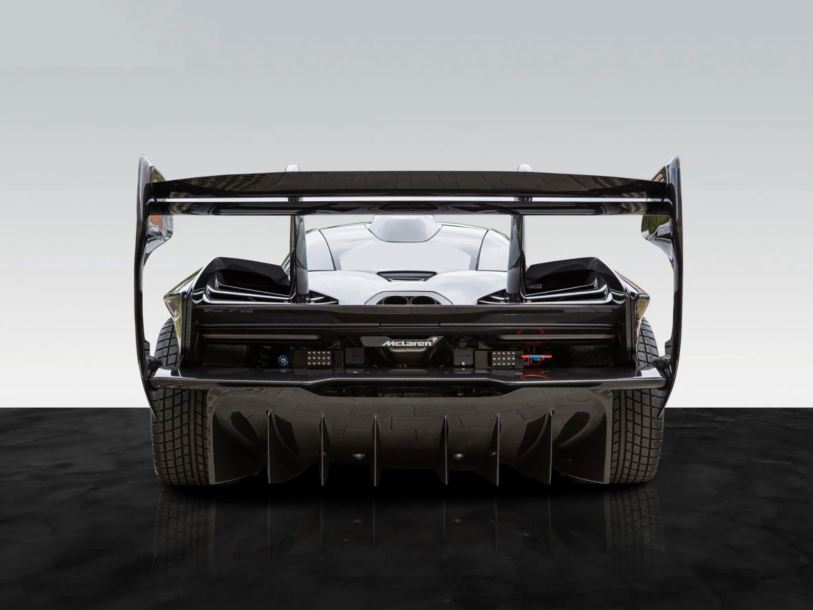 2019 McLaren Senna GTR, 5/29