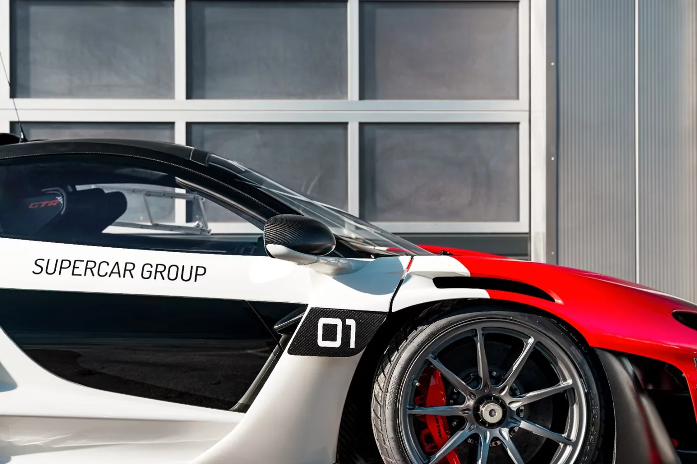 2019 McLaren Senna GTR angeboten von einem Supersportwagenhändler in Munich, Deutschland, Foto 3 von 15
