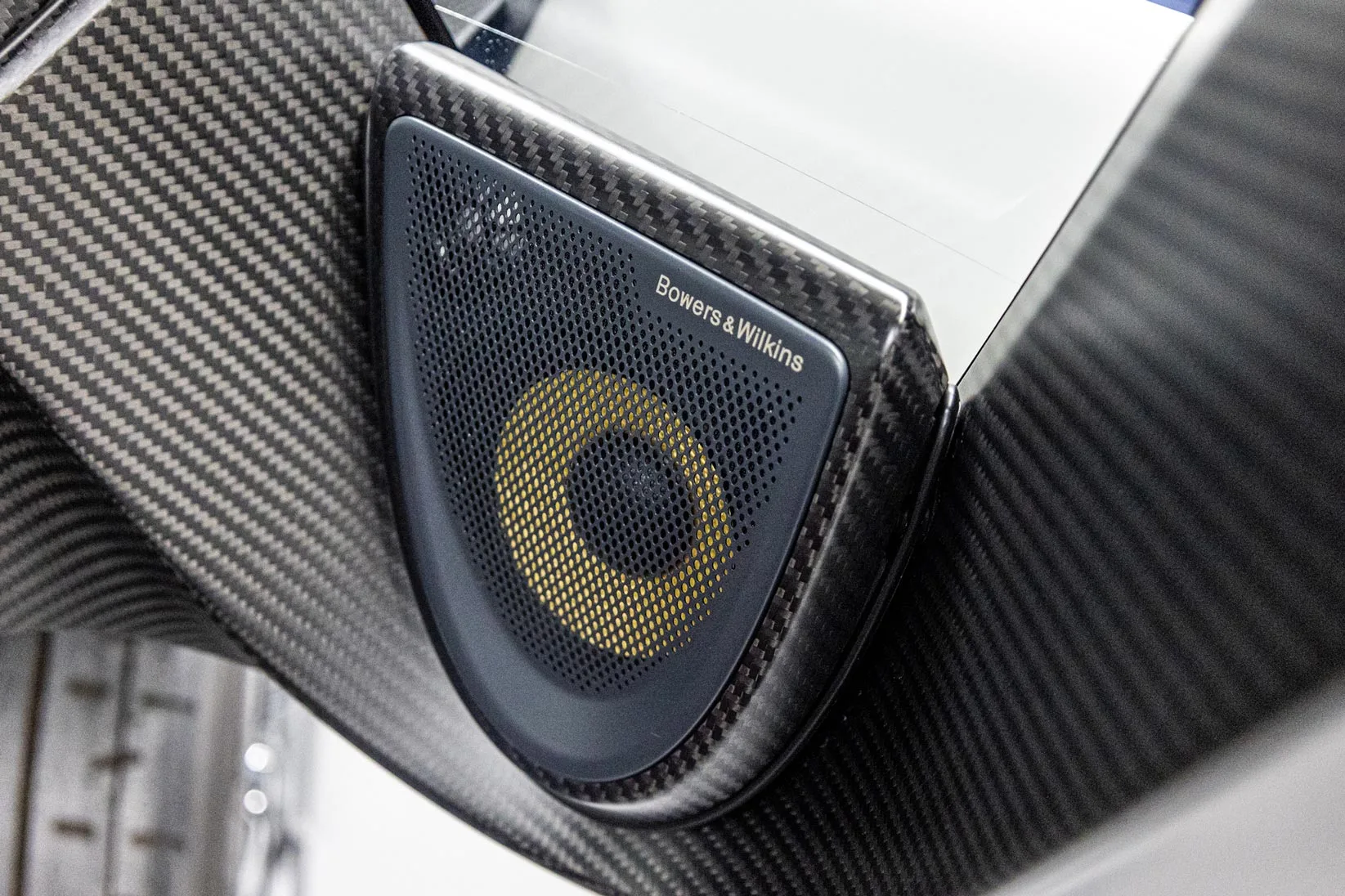 2019 McLaren Senna Ayrton Senna Edition, 17/24