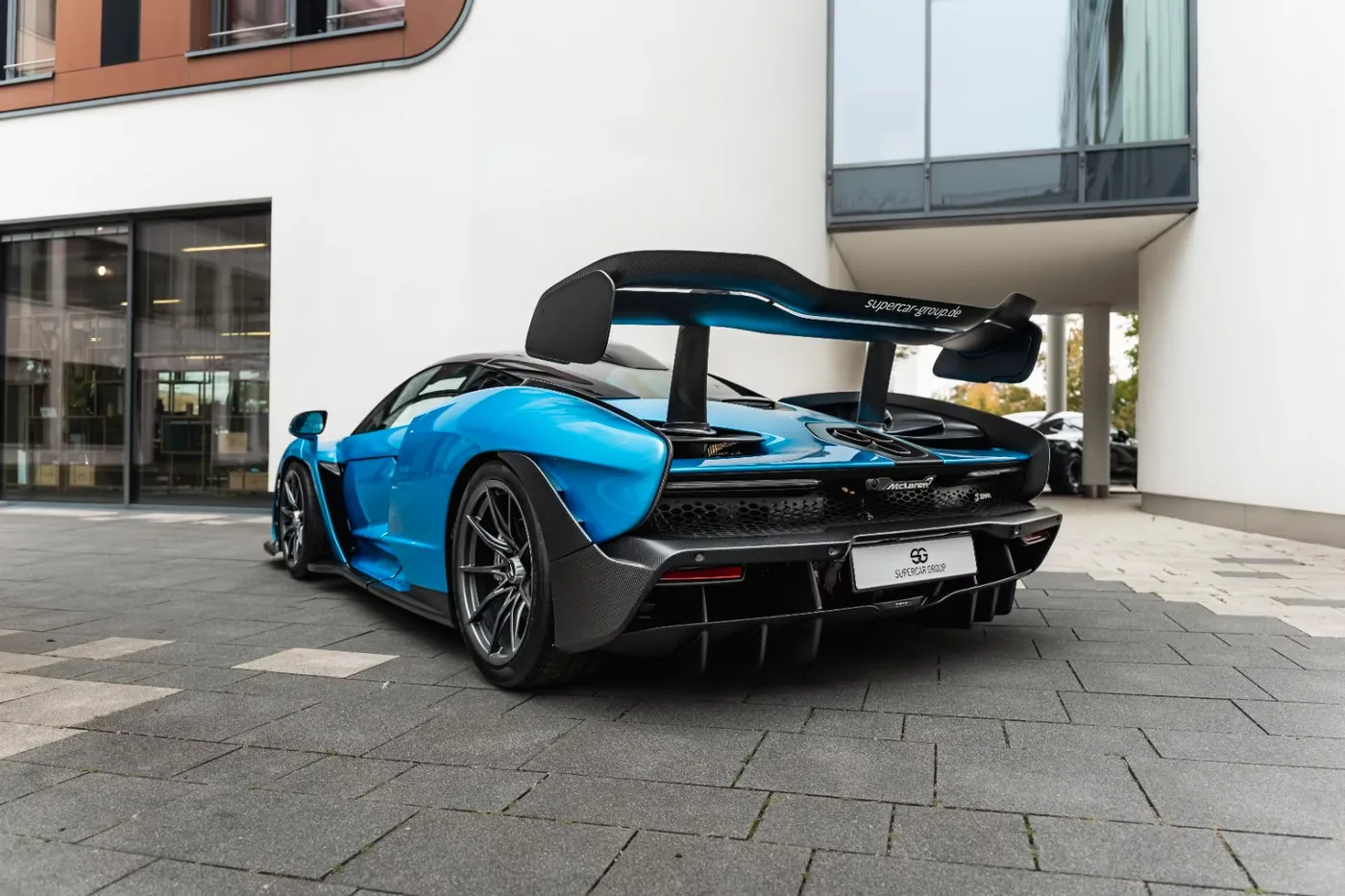 2019 McLaren Senna angeboten von einem Supersportwagenhändler in Munich, Deutschland, Foto 4 von 15
