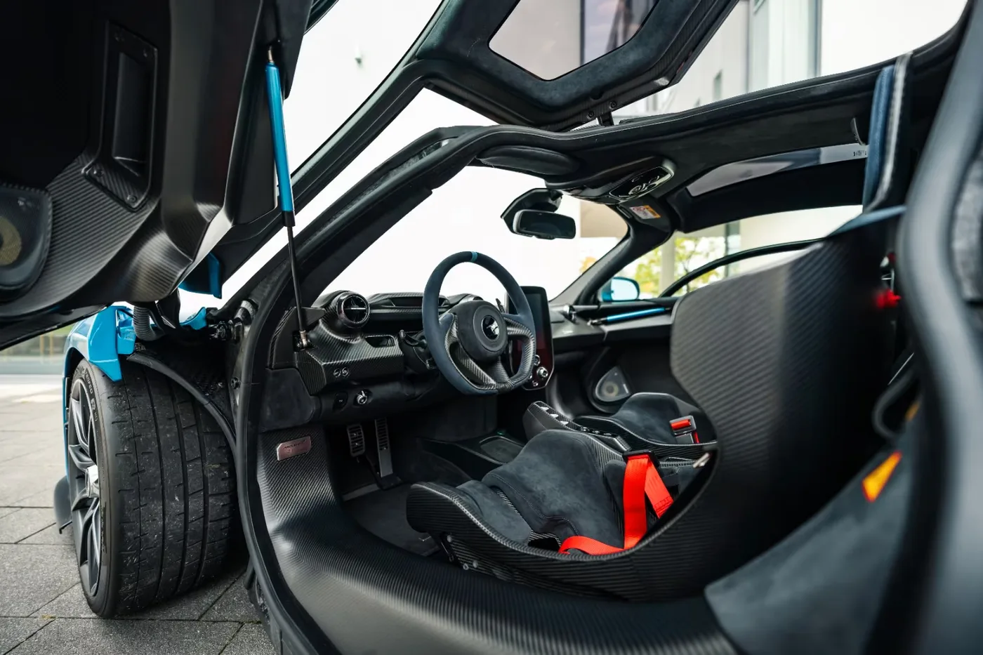 2019 McLaren Senna angeboten von einem Supersportwagenhändler in Munich, Deutschland, Foto 9 von 15