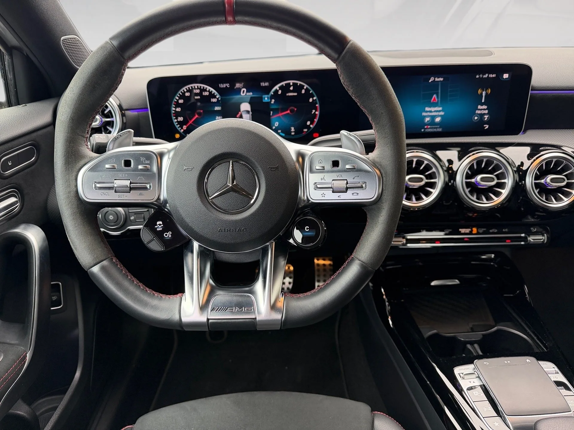 2019 Mercedes-AMG A 35, 13/20