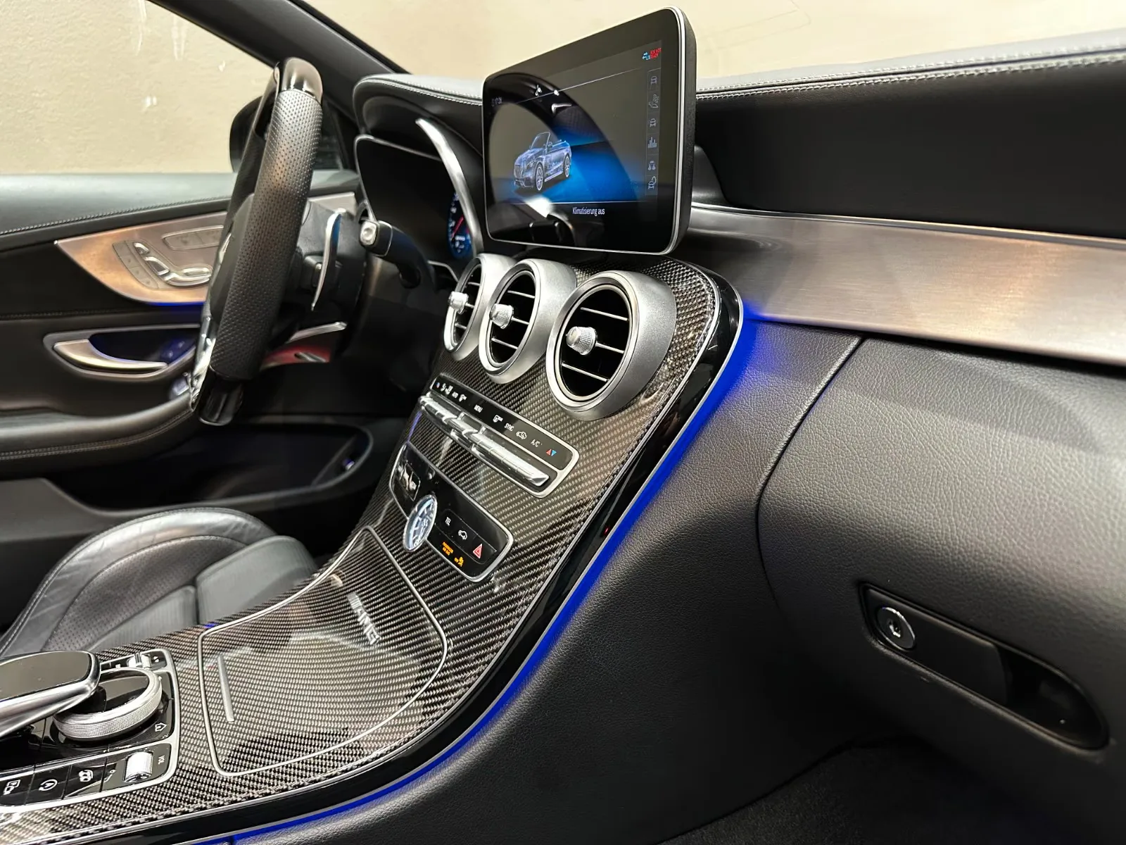 2019 Mercedes-AMG C 63 S Cabriolet, 24/28