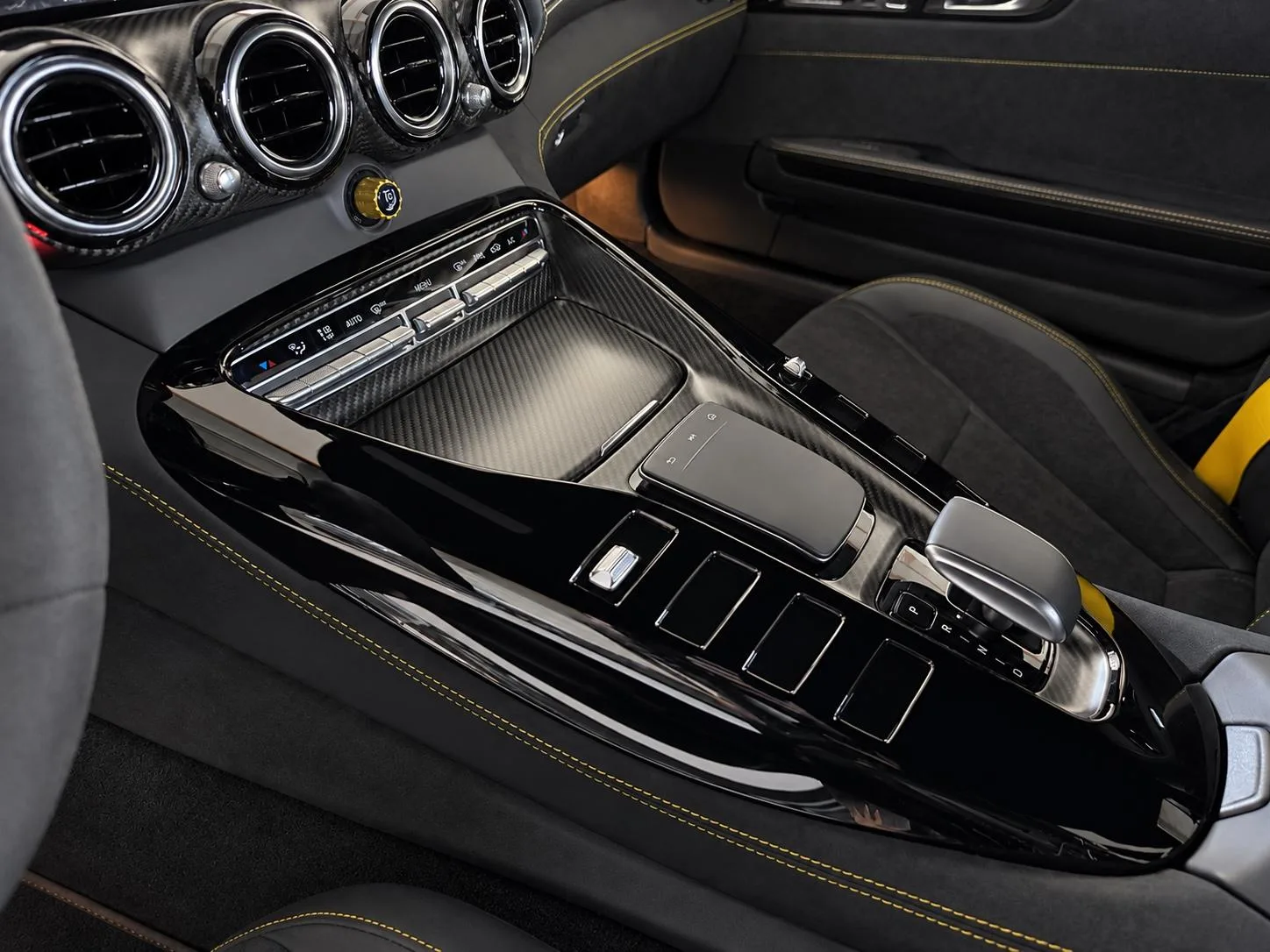 2019 Mercedes-AMG GT R, 17/20