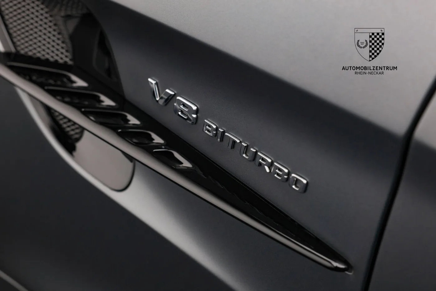 2019 Mercedes-AMG GT R offered by a supercar dealer in Viernheim, Germany, photo 10 of 25