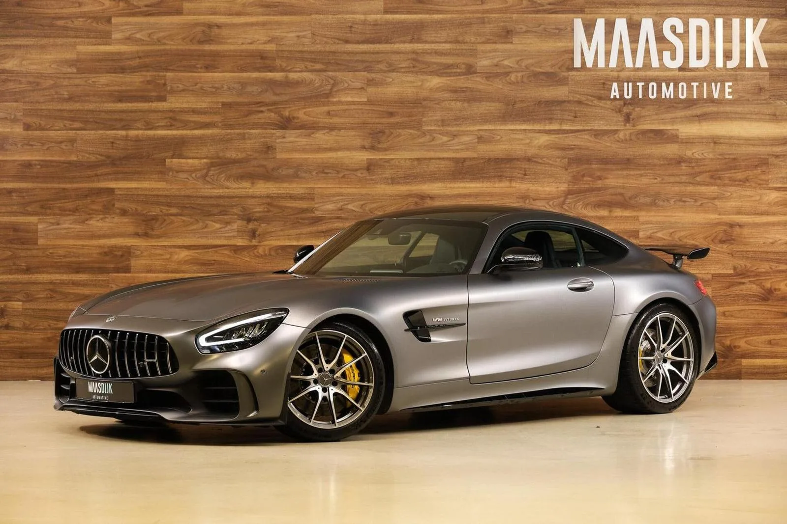 2019 Mercedes-AMG GT R proposée par un concessionnaire spécialisé à Werkendam, Pays-Bas, photo principale