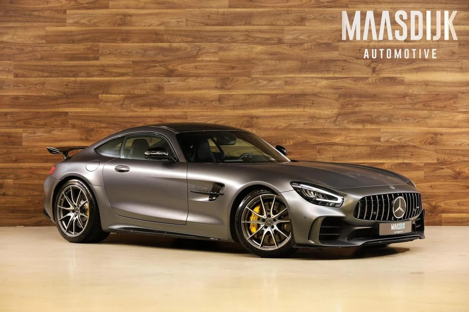 2019 Mercedes-AMG GT R, 4/30