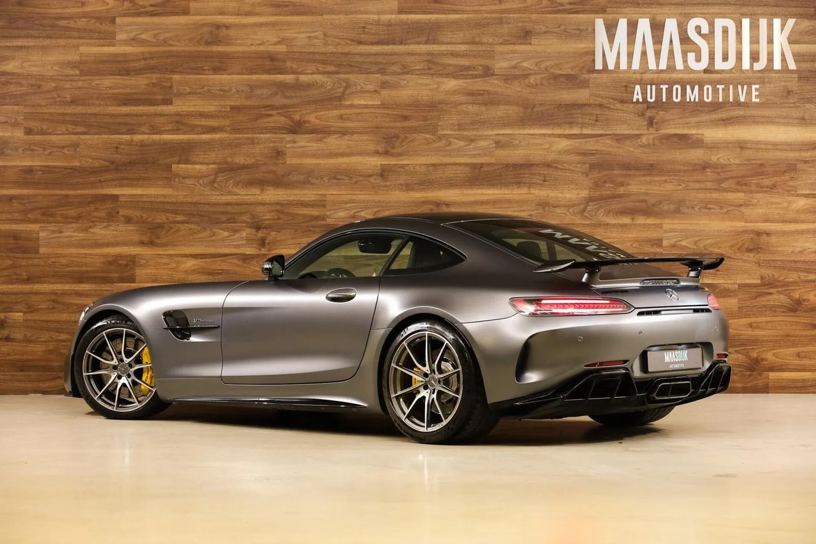 2019 Mercedes-AMG GT R, 11/30