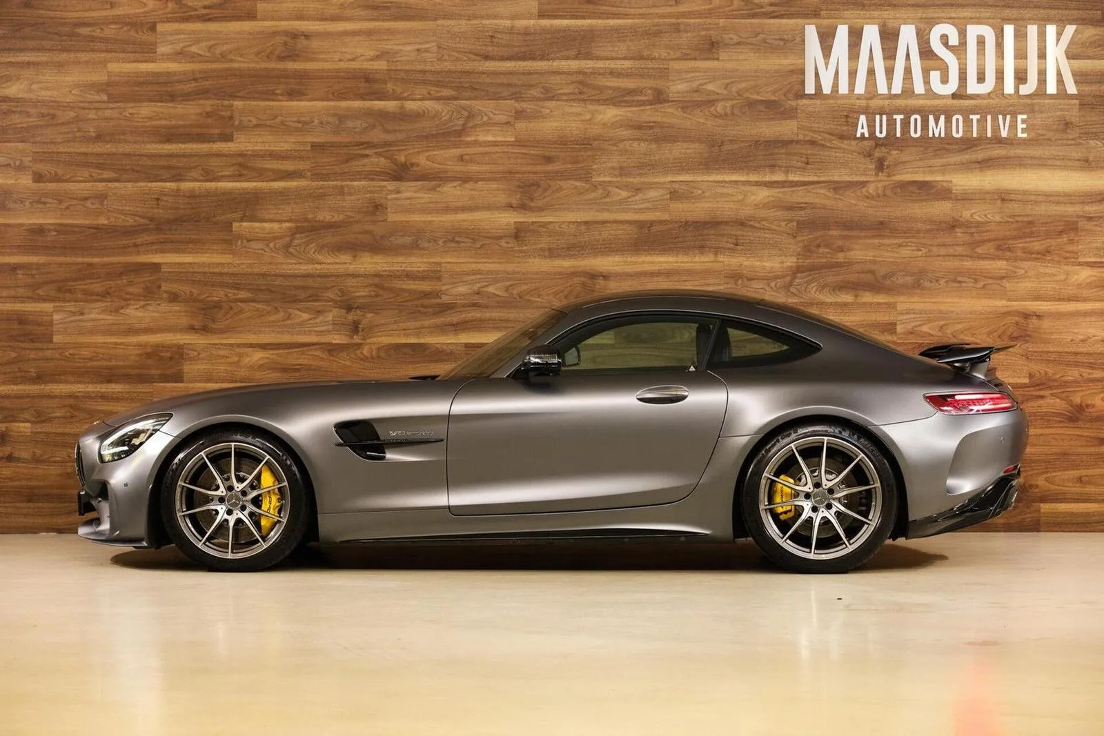 2019 Mercedes-AMG GT R, 12/30
