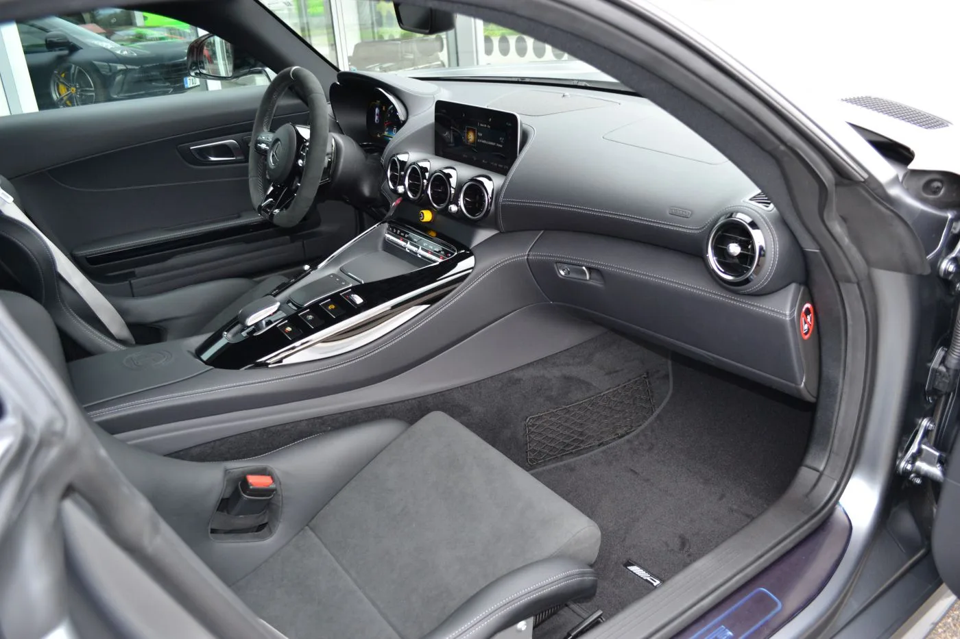 2019 Mercedes-AMG GT R Pro angeboten von einem Fachhändler in Písek, Tschechien, Foto 9 von 10
