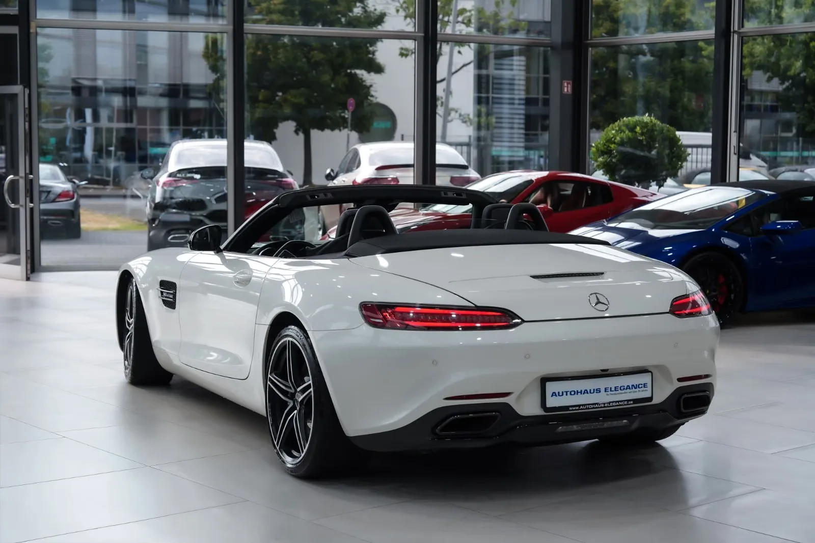 2019 Mercedes-AMG GT Roadster, 8/30