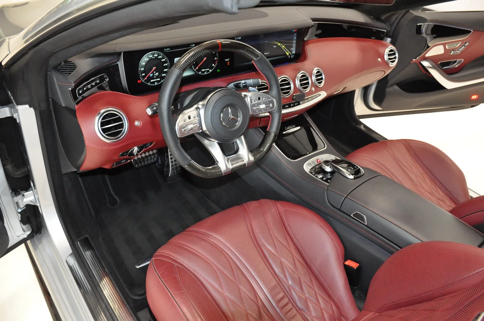 2019 Mercedes-AMG S 63 Cabriolet 4MATIC+, 2/30
