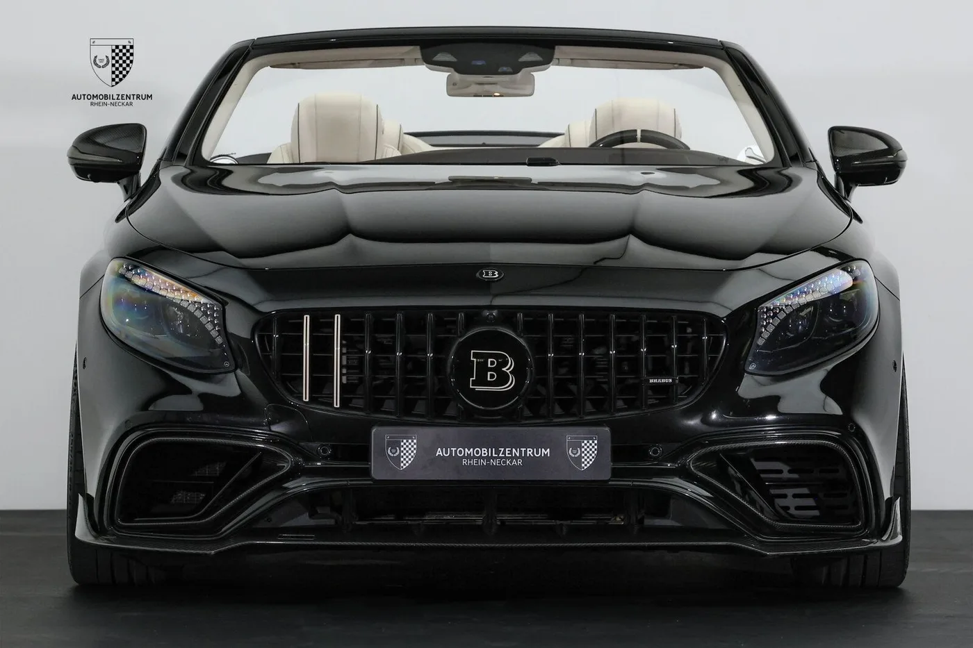 2019 Brabus S 800 Cabriolet offered by a supercar dealer in Viernheim, Germany, photo 2 of 25