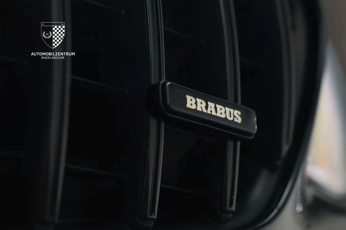 2019 Brabus S 800 Cabriolet offered by a supercar dealer in Viernheim, Germany, photo 11 of 25