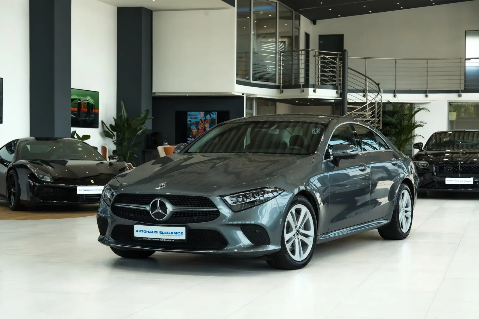 2019 Mercedes-Benz CLS 350 angeboten von einem Fachhändler in Köln, Deutschland, Hauptfoto