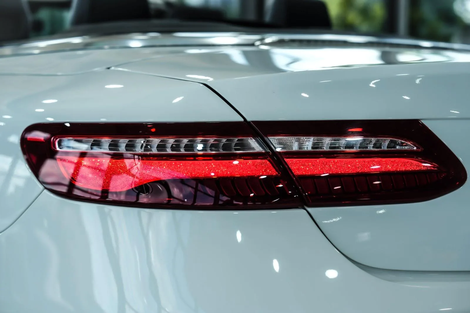 2019 Mercedes-Benz E 220 d Cabriolet, Avantgarde, 8/30