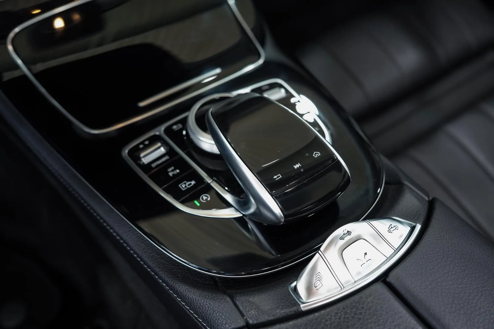 2019 Mercedes-Benz E 220 d Cabriolet, Avantgarde, 19/30