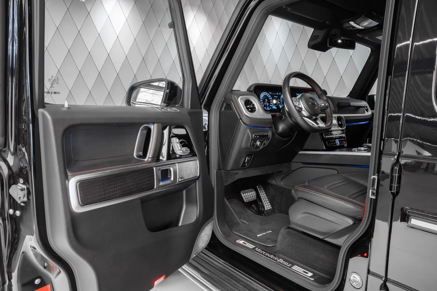 2019 Mercedes-Benz G 350 d AMG Line angeboten von einem Supersportwagenhändler in Schenefeld, Deutschland, Foto 10 von 25
