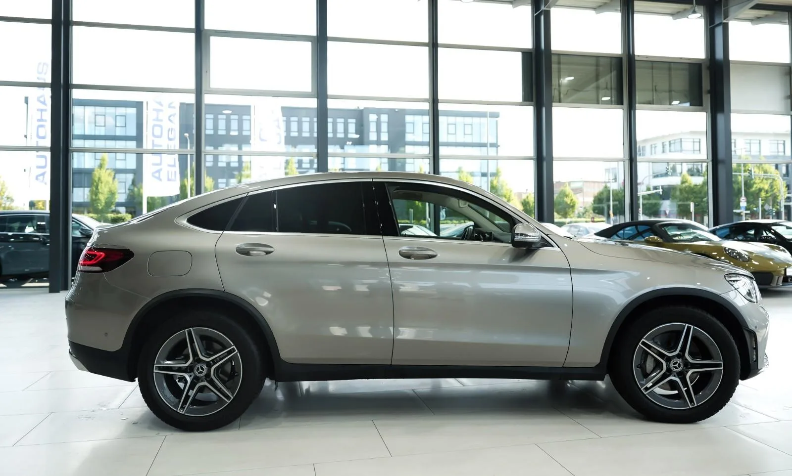 2019 Mercedes-Benz GLC 200 4MATIC Coupé, AMG Line, 7/23