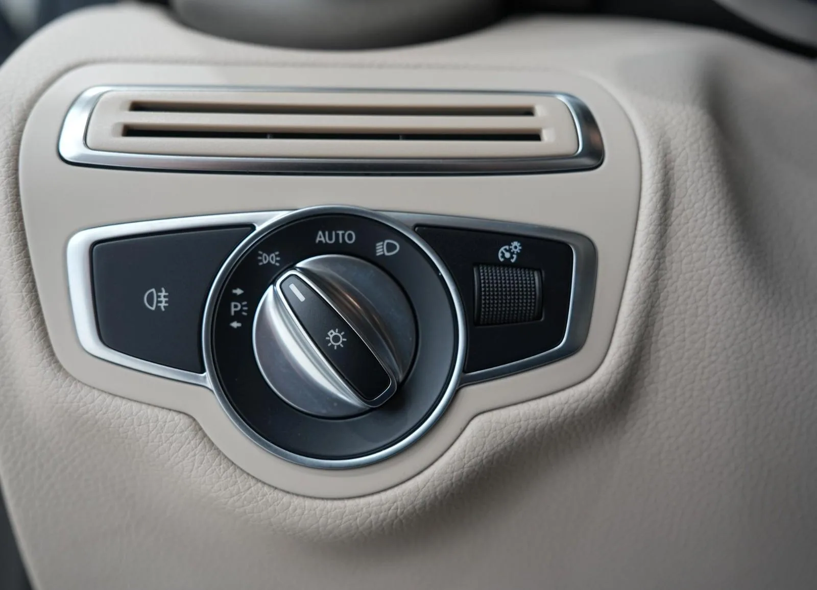 2019 Mercedes-Benz GLC 200 4MATIC Coupé, AMG Line, 21/23