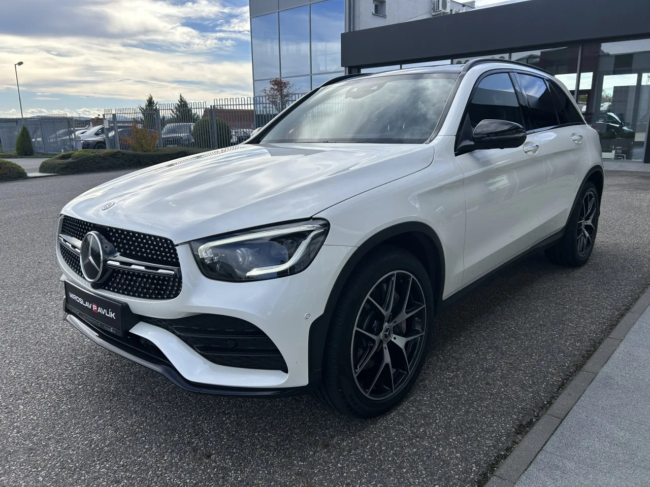 2019 Mercedes-Benz GLC 300 d 4MATIC, AMG Line, 3/30