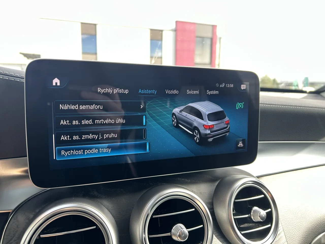 2019 Mercedes-Benz GLC 300 d 4MATIC, AMG Line, 19/30