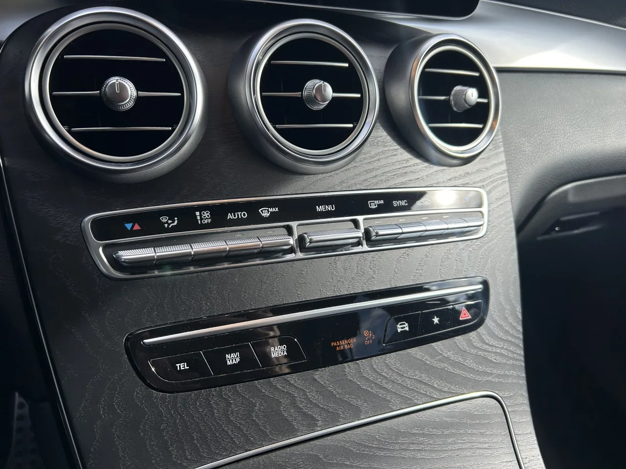 2019 Mercedes-Benz GLC 300 d 4MATIC, AMG Line, 23/30