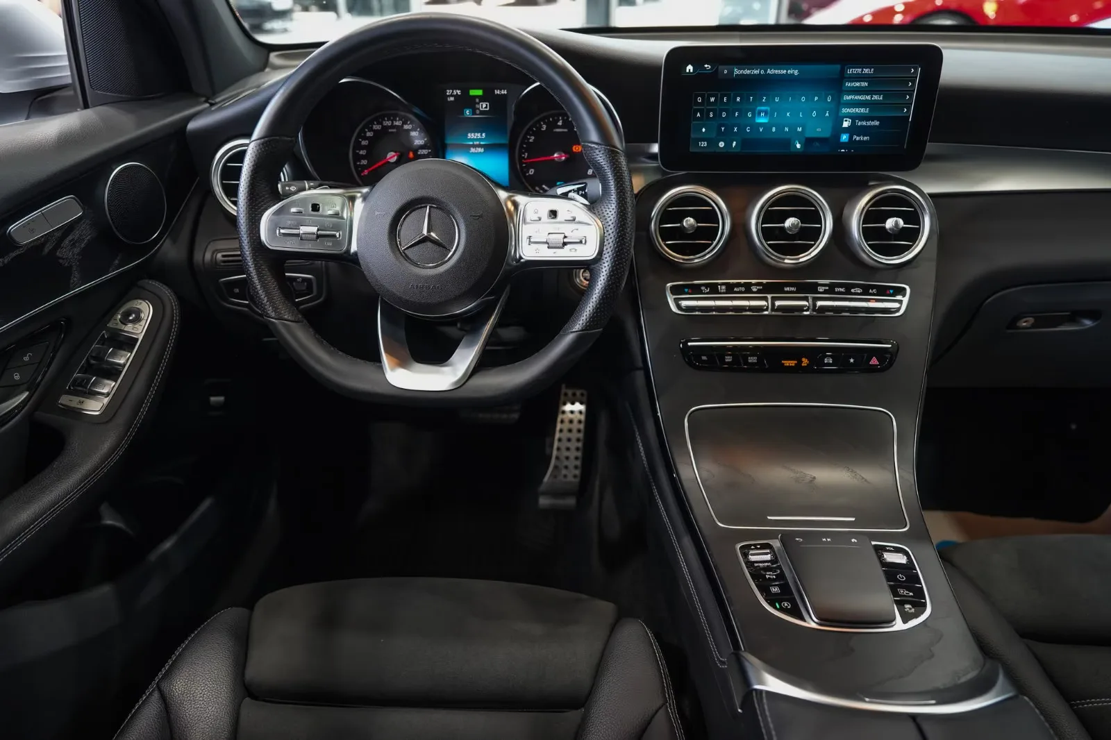 2019 Mercedes-Benz GLC 300 4MATIC, AMG Line, 15/26
