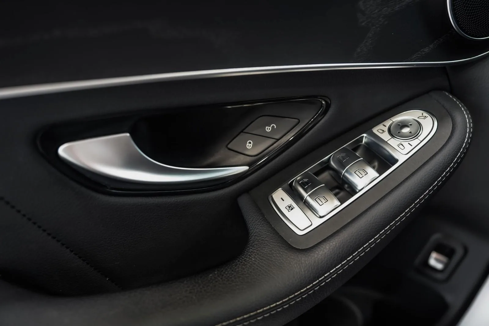2019 Mercedes-Benz GLC 300 4MATIC, AMG Line, 23/26
