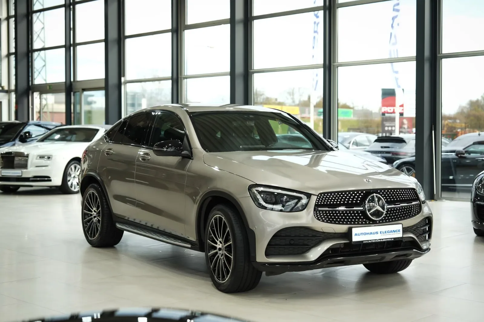 2019 Mercedes-Benz GLC 300 4MATIC Coupé, AMG Line, 2/24